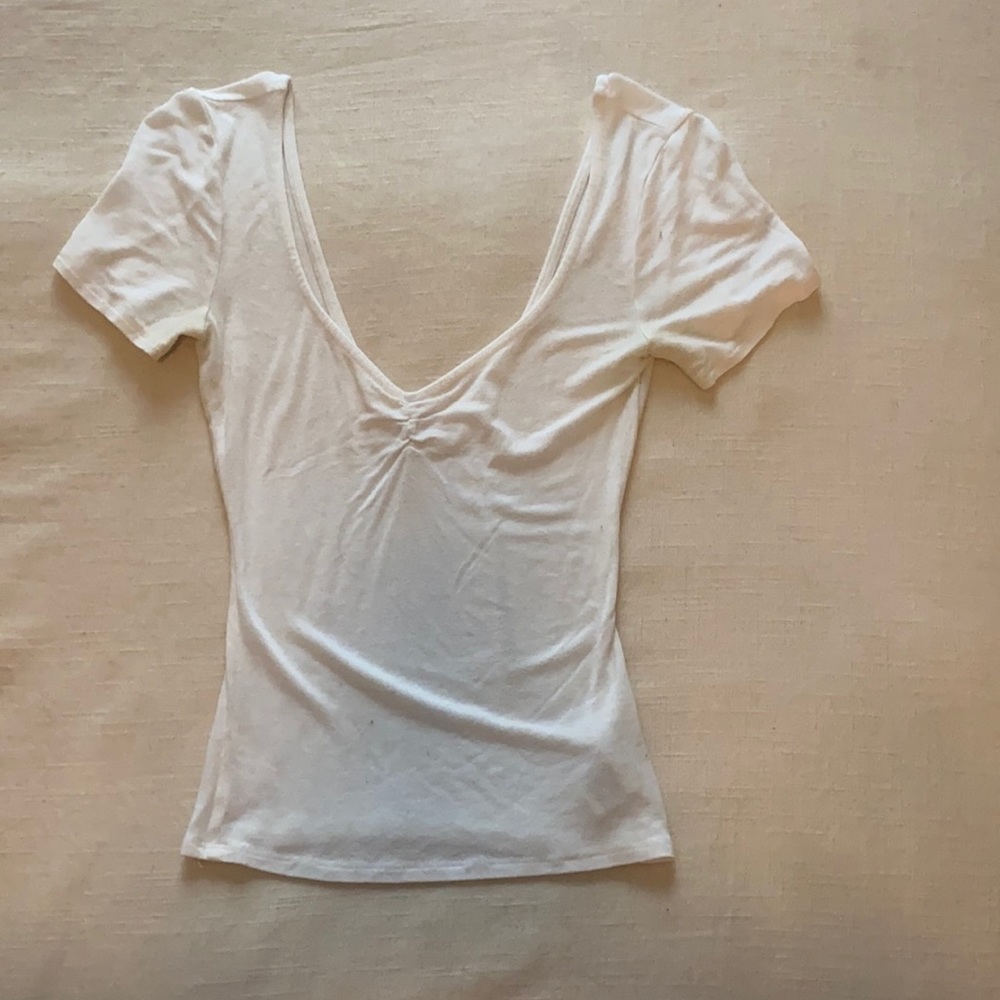 UO white shirt. Size small.